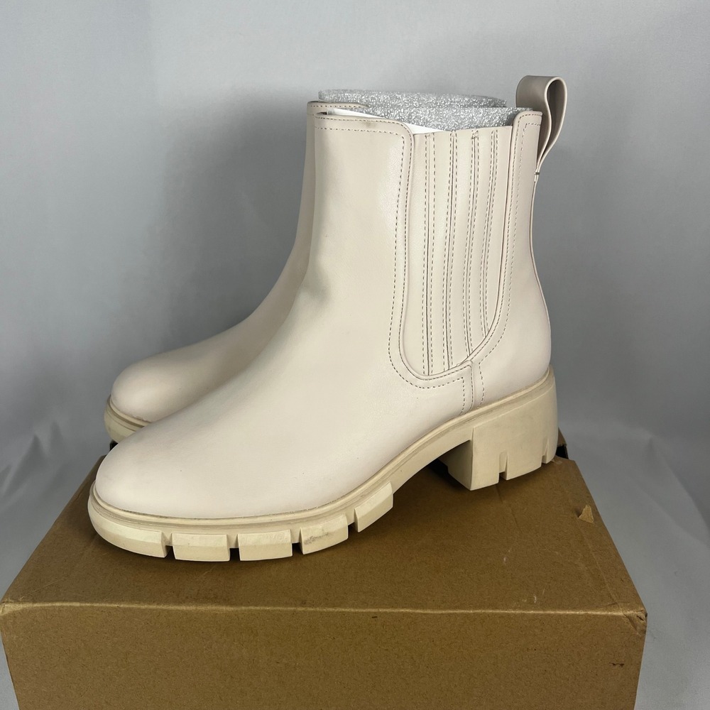 New In Box Boots Women 8.5 Bone Lug Sole Platform Ankle‎ Chelsea Chunky Bootie